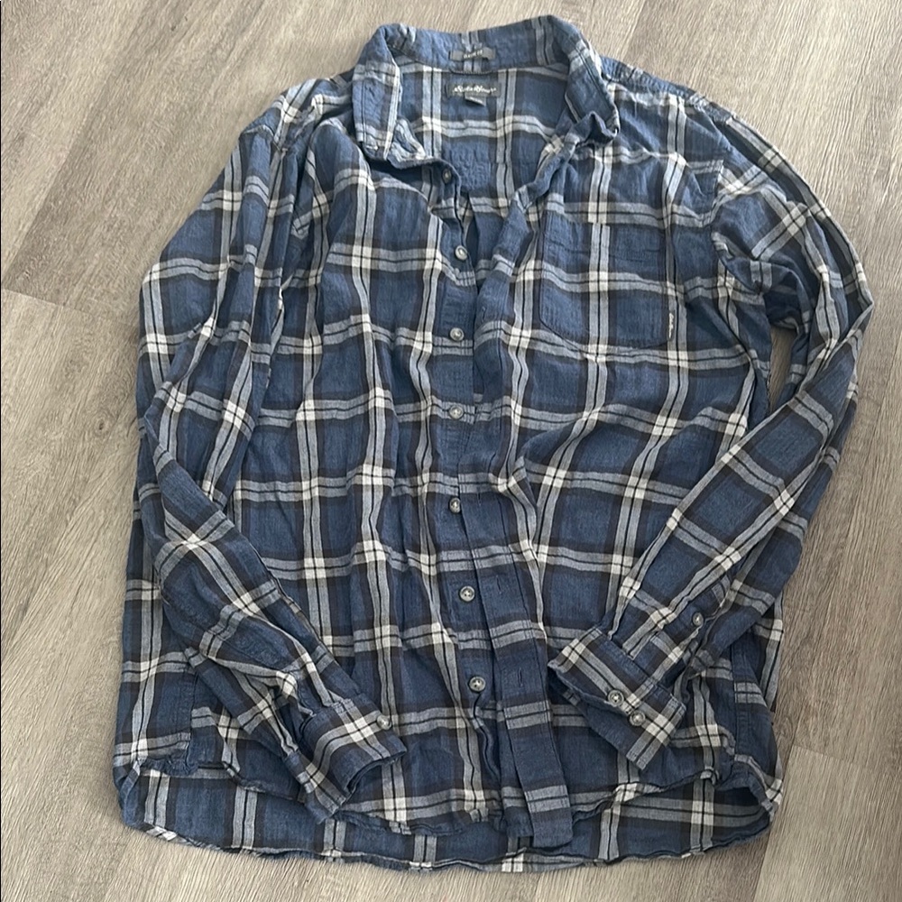Eddie Bauer Blue and White Casual Button Down Shirt